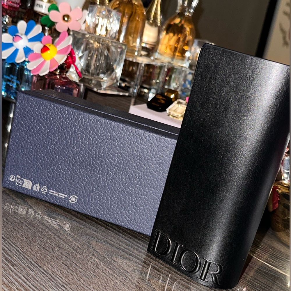 Dior Exclusive CD Diamond S21 Glasses Case Only - Picture 3 of 7